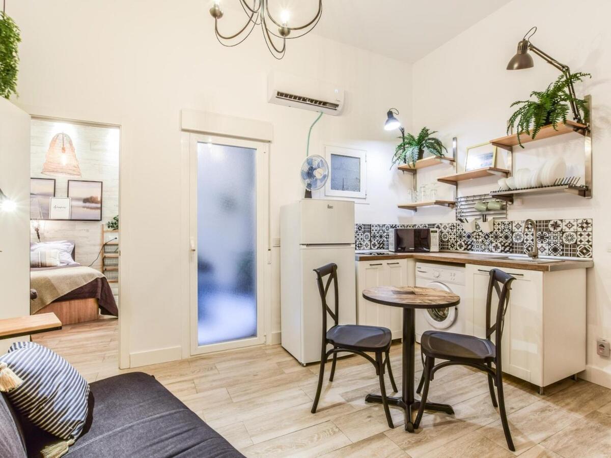 Plaza De Lavapies Alquiler Temporal Appartement Madrid
